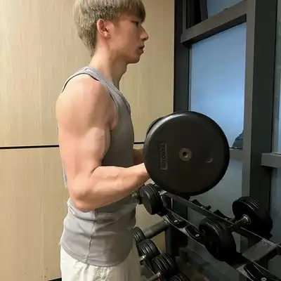 方思怡